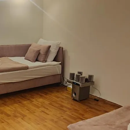 Bekescsabai Mezeskalacs Apartmanhaz アパート ベーケーシュチャバ