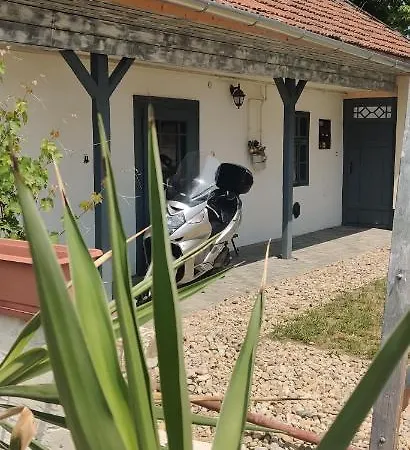 Bekescsabai Mezeskalacs Apartmanhaz Διαμέρισμα Bekescsaba