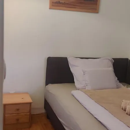 Lejlighed Bekescsabai Mezeskalacs Apartmanhaz Bekescsaba