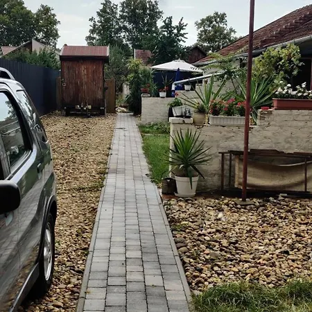 아파트 Bekescsabai Mezeskalacs Apartmanhaz *